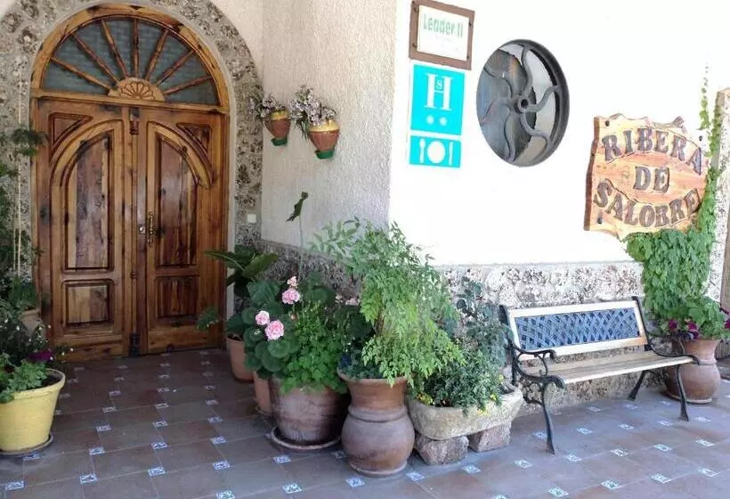فندق Complejo Ribera De Salobre