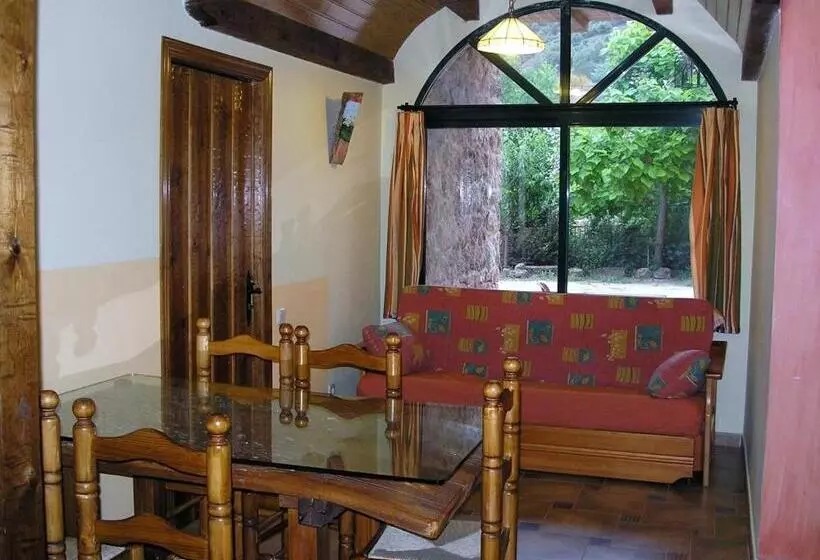 فندق Complejo Ribera De Salobre