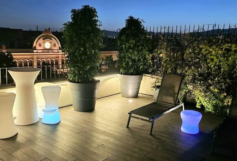 Отель Flor Parks