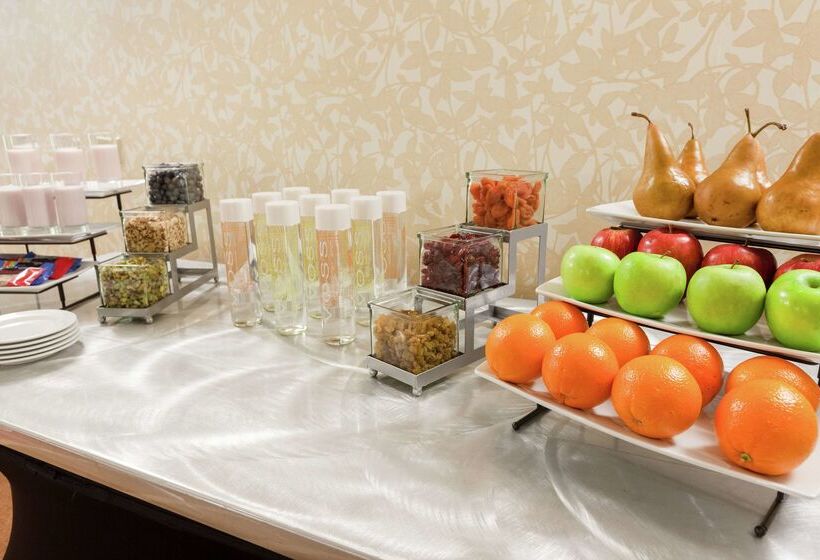 בית מלון כפרי Hilton Garden Inn Pittsburgh University Place