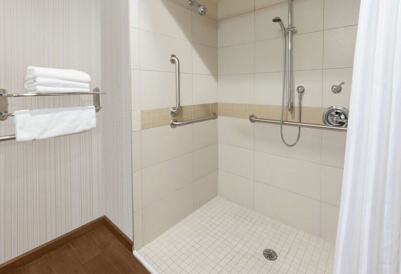 בית מלון כפרי Hilton Garden Inn Pittsburgh University Place