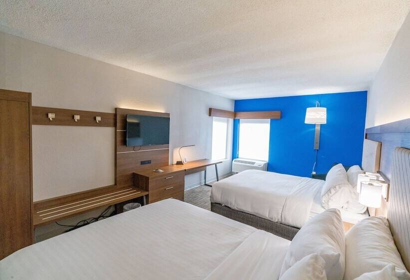 Holiday Inn Express Hotel & Suites Nashville Brentwood 65s