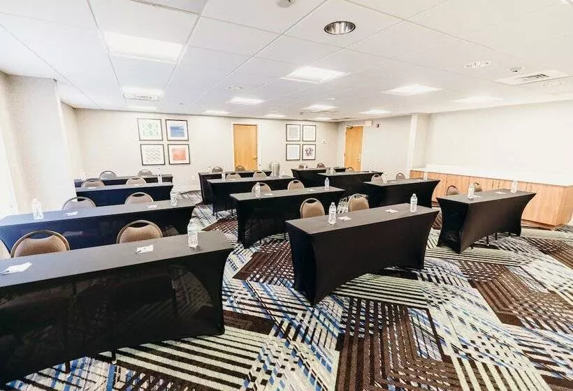 ホテル Holiday Inn Express Atlanta   Northeast I 85   Clairmont Road, An Ihg