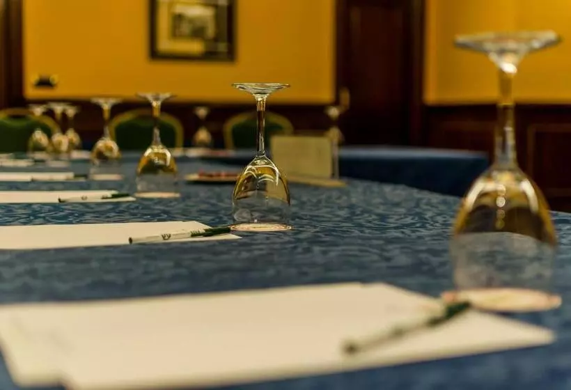 فندق Infanta Cristina