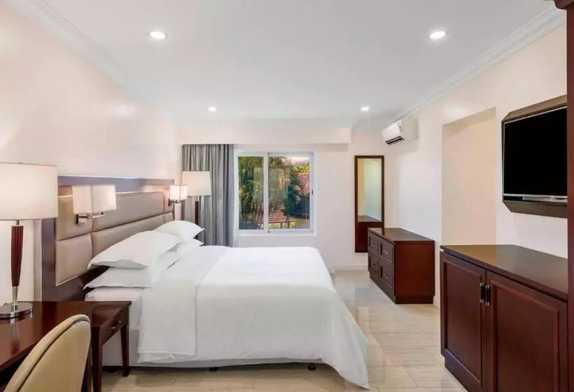 Sheraton Samoa Aggie Grey S Hotel & Bungalows