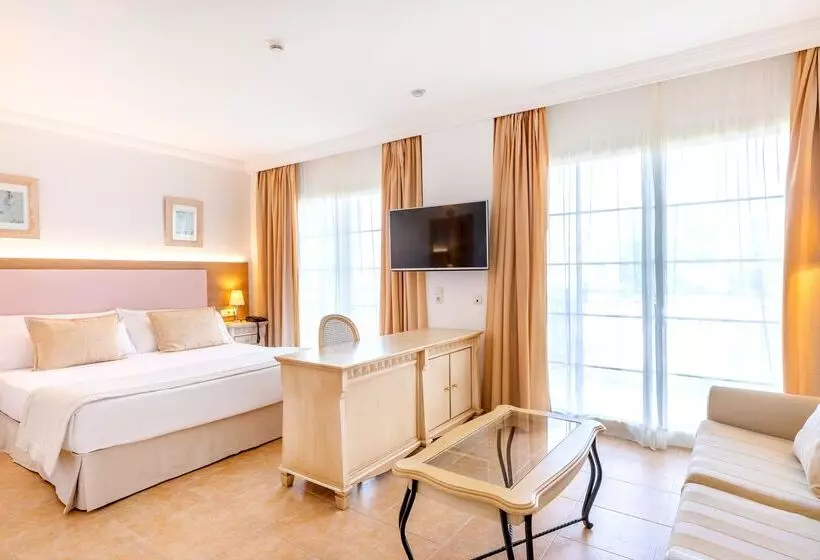 Отель Viva Cala Mesquida Suites & Spa 4* Sup - Adults Only 16+