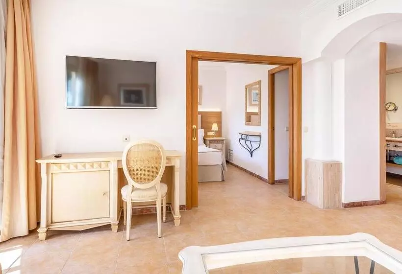 Отель Viva Cala Mesquida Suites & Spa 4* Sup - Adults Only 16+