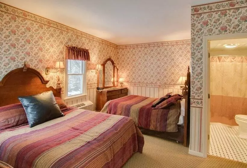 فندق Woodstock Inn, Station And Brewery