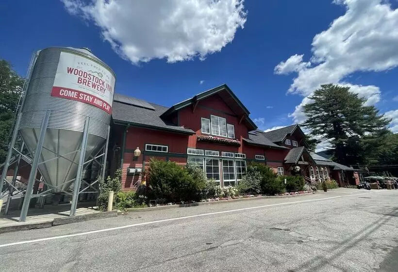 فندق Woodstock Inn, Station And Brewery