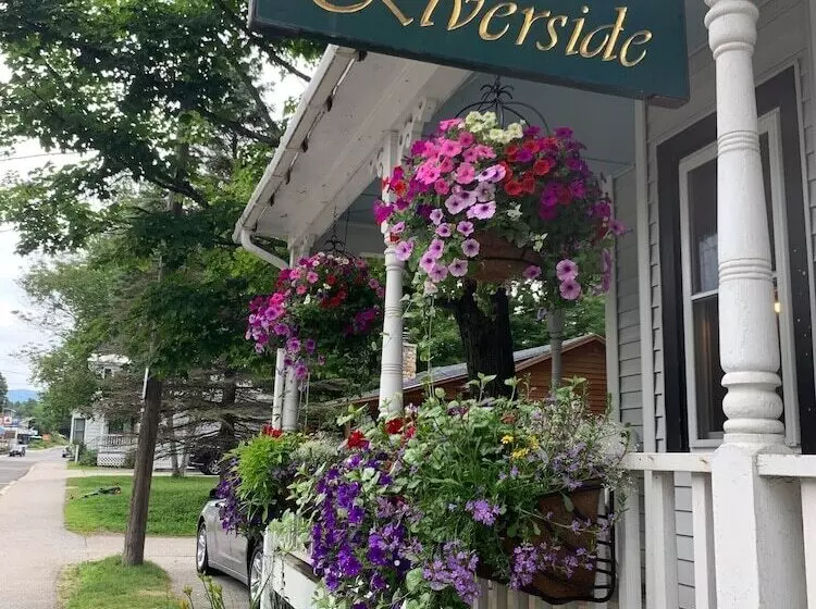 فندق Woodstock Inn, Station And Brewery