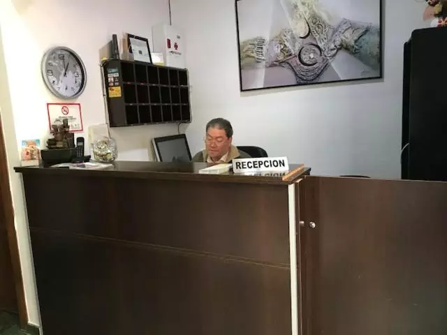 בית מלון כפרי Hostal Zurich