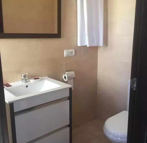 בית מלון כפרי Hostal Zurich