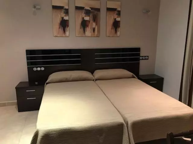 בית מלון כפרי Hostal Zurich