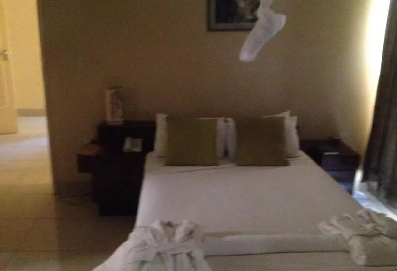 Kadoma Hotel And Conference Center