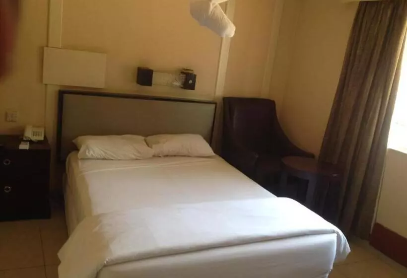 Kadoma Hotel And Conference Center