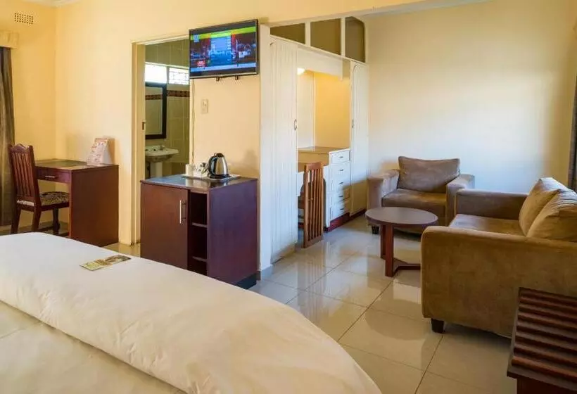 Kadoma Hotel And Conference Center