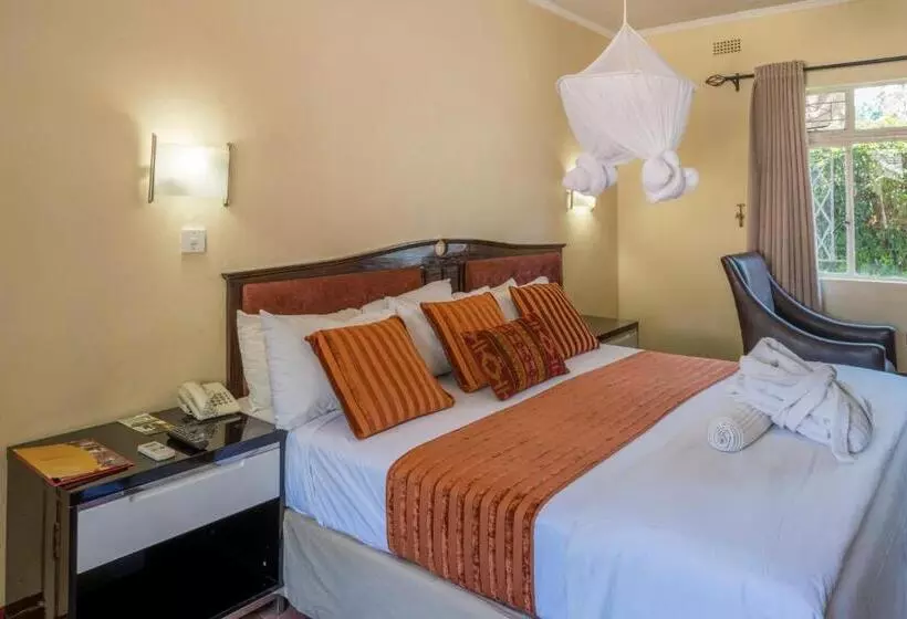 Kadoma Hotel And Conference Center