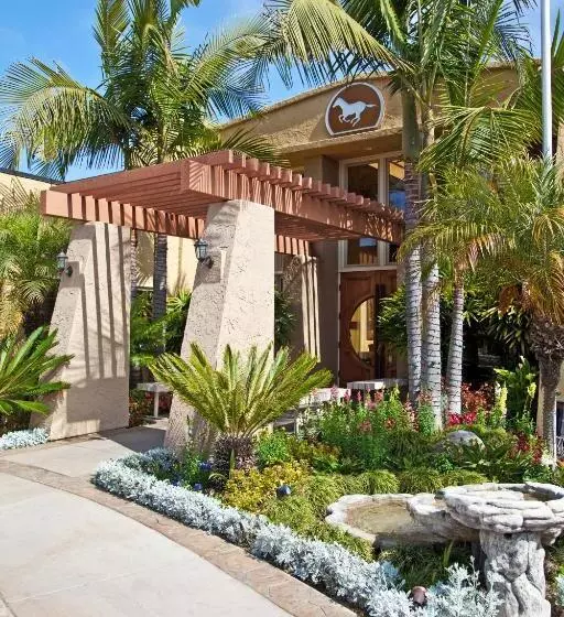 Winners Circle Resort