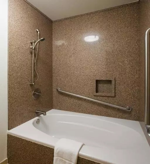 Winners Circle Resort