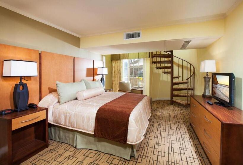 Winners Circle Resort