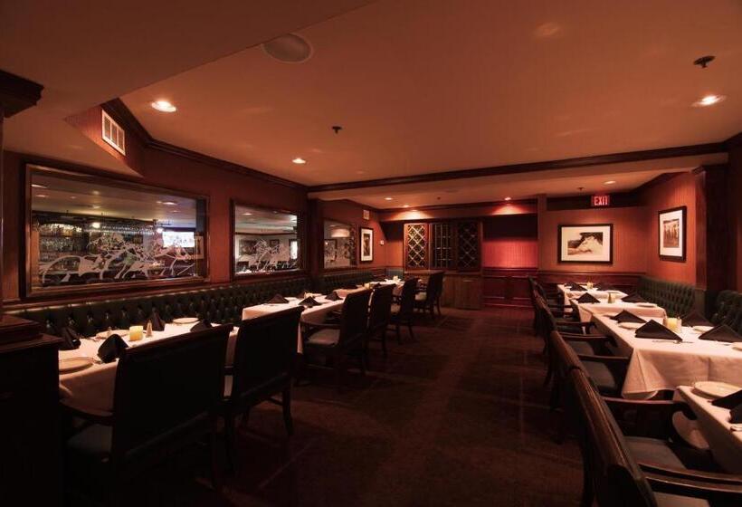 Winners Circle Resort