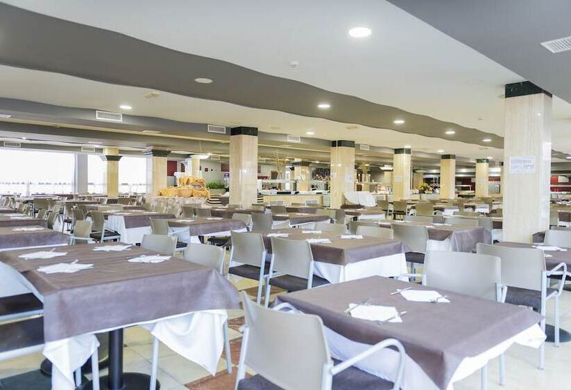 Apartamentos Mar y Golf