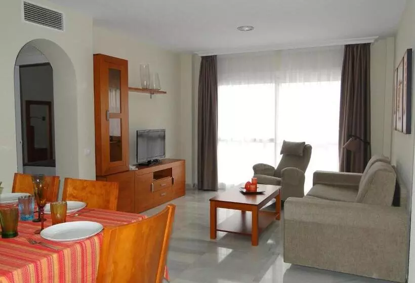 Apartamentos Mar y Golf