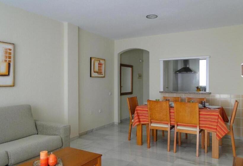 Apartamentos Mar y Golf