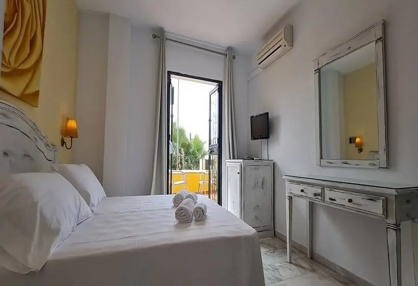 Aparthotel Playamaro