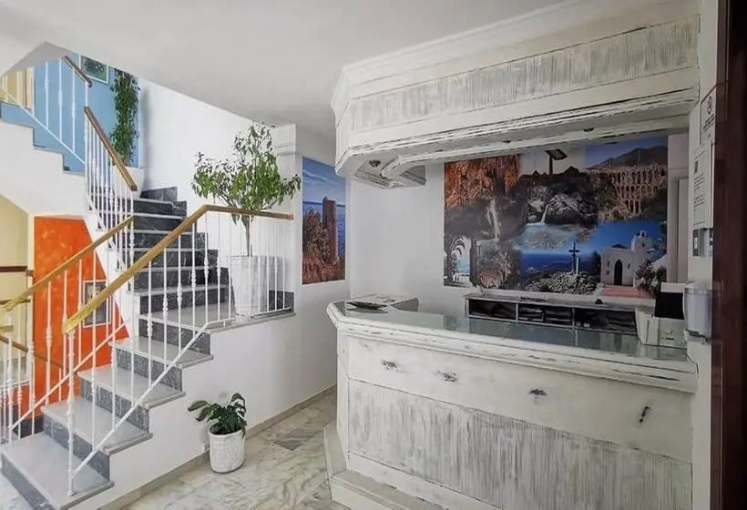 Aparthotel Playamaro