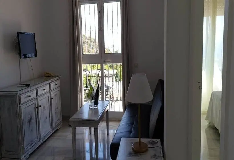 Aparthotel Playamaro