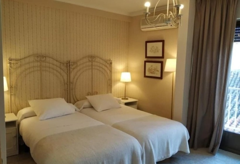 Hostal Rural Luna Y Lunaposada