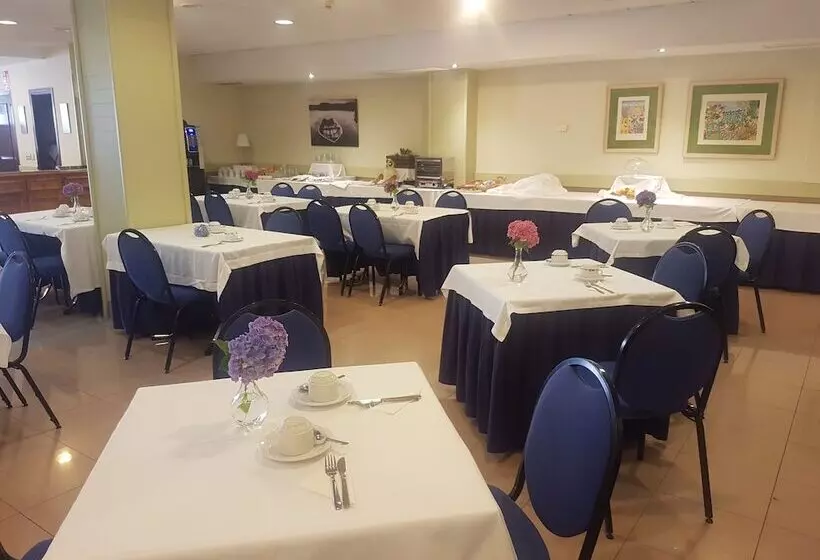 هتل Arcea Villaviciosa