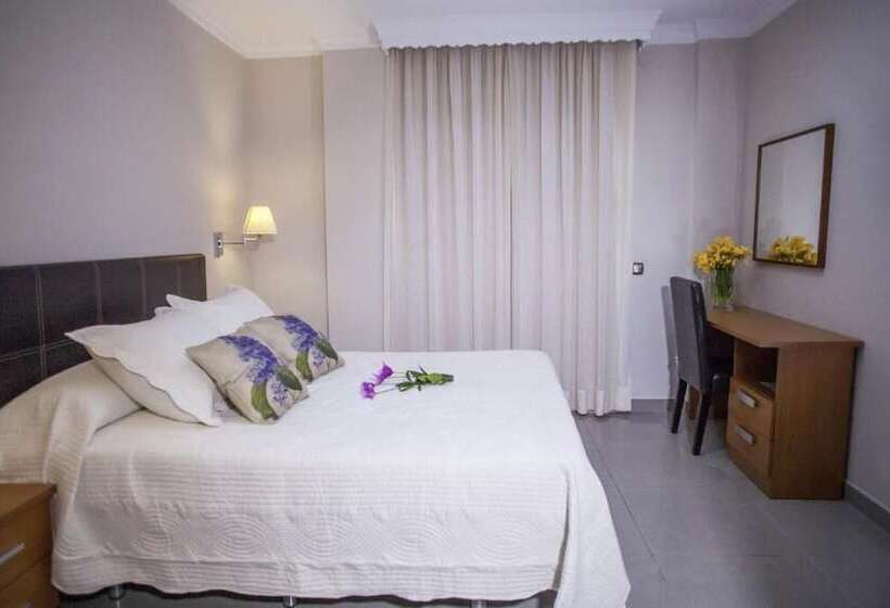 هتل Bajamar Centro