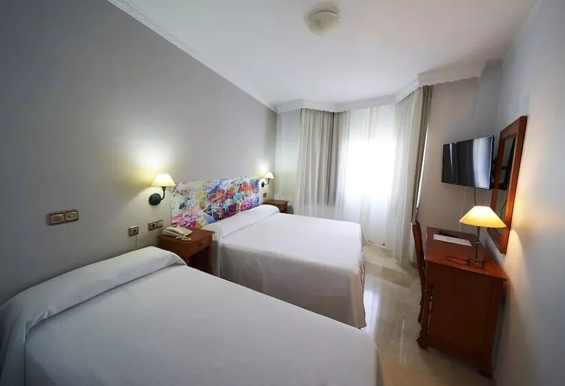 בית מלון כפרי Bajamar Centro