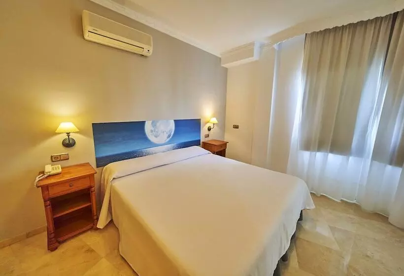 בית מלון כפרי Bajamar Centro