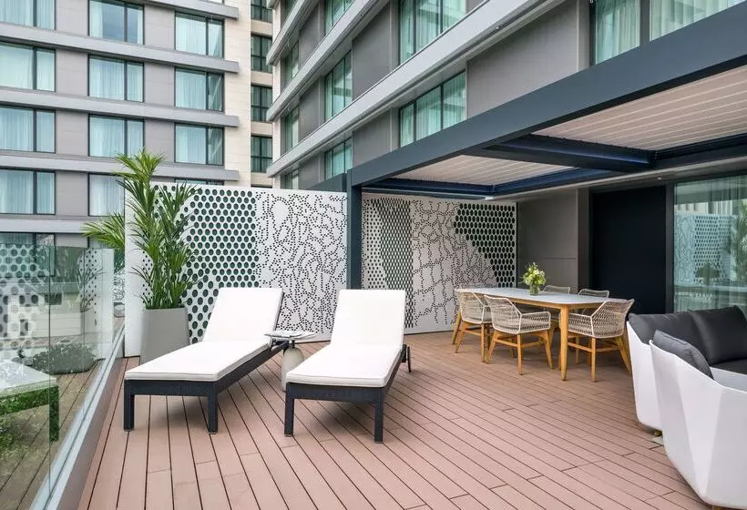 هتل Barcelo Imagine