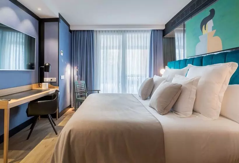 هتل Barcelo Imagine