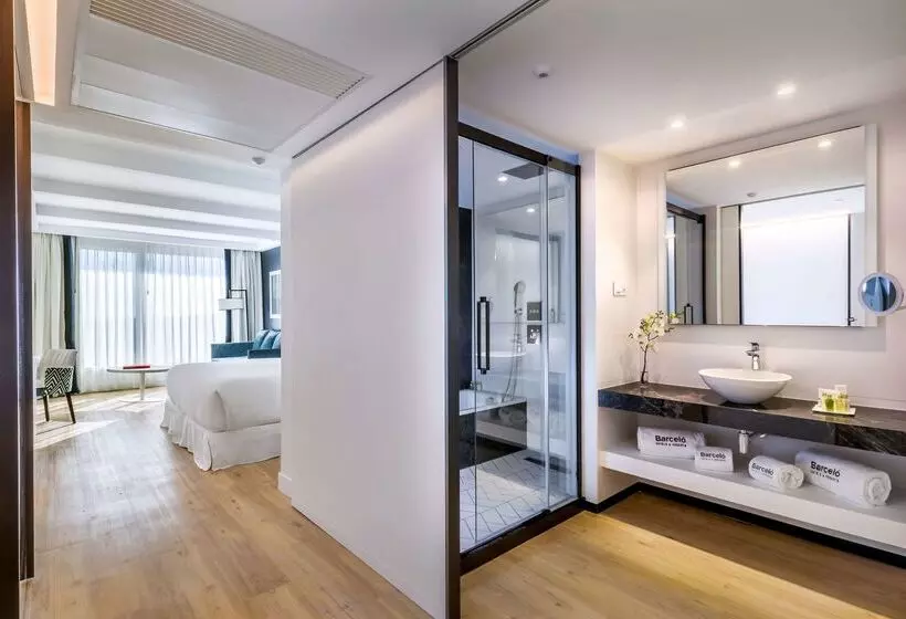 هتل Barcelo Imagine