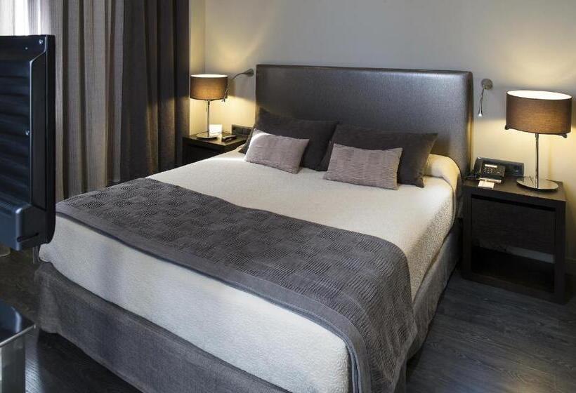 בית מלון כפרי Catalonia Portal de L' Angel