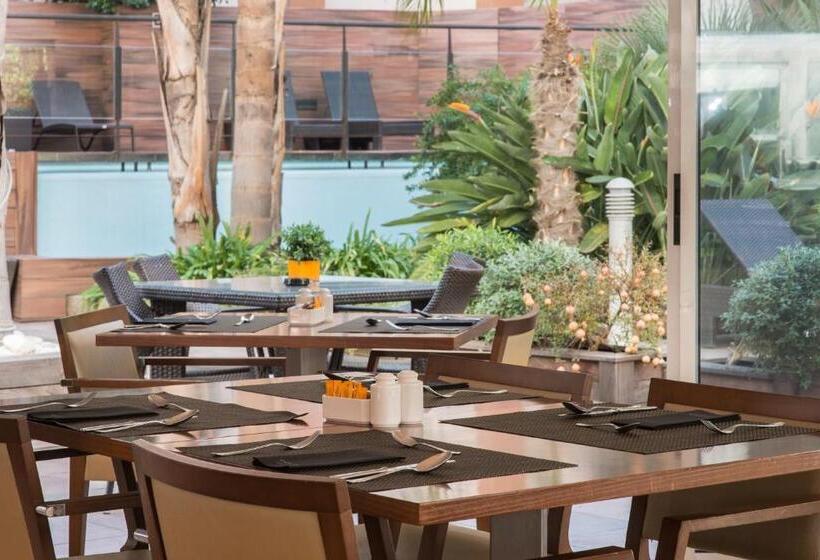 בית מלון כפרי Catalonia Portal de L' Angel