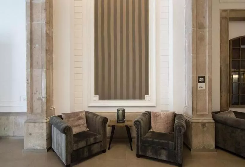 Отель Catalonia Portal de L' Angel