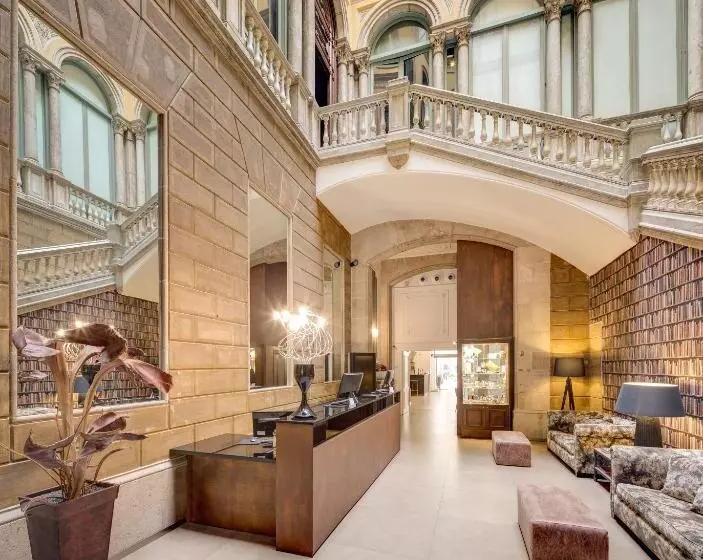 Отель Catalonia Portal de L' Angel