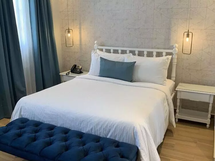 هتل Conde De Penalba