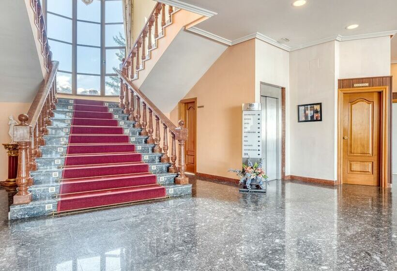 فندق Emperatriz Iii