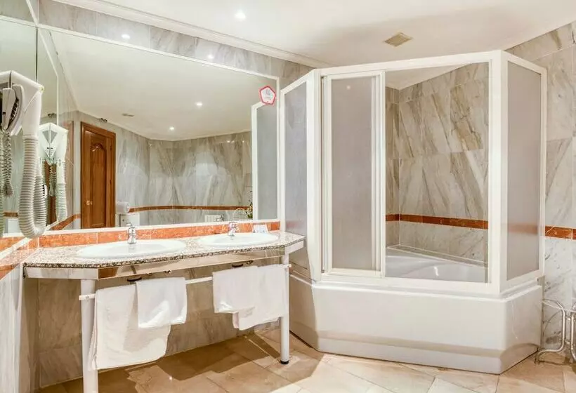 호텔 Emperatriz Iii