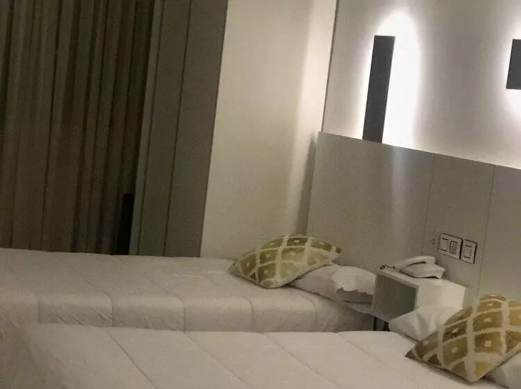 호텔 Emperatriz Iii