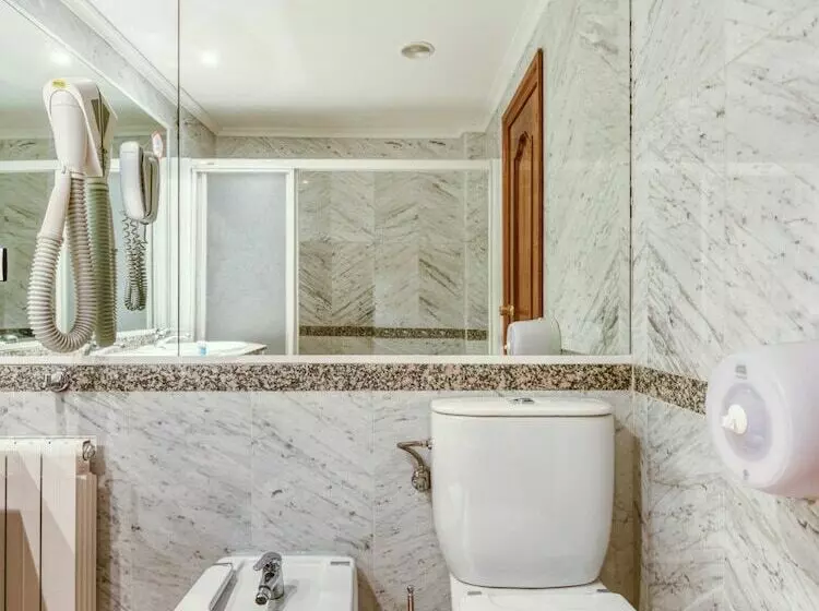 호텔 Emperatriz Iii