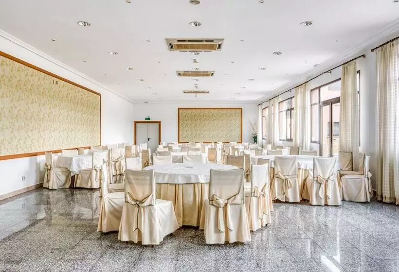 호텔 Emperatriz Iii