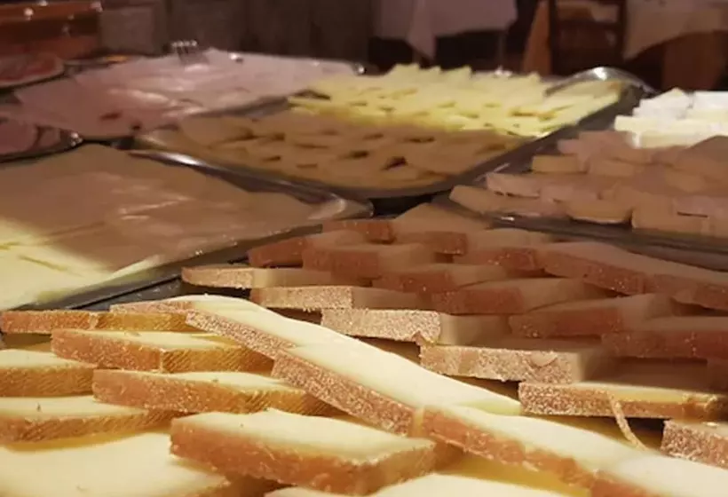 هتل Erts Boutique